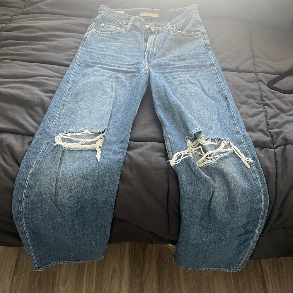 Levi’s straight leg denim